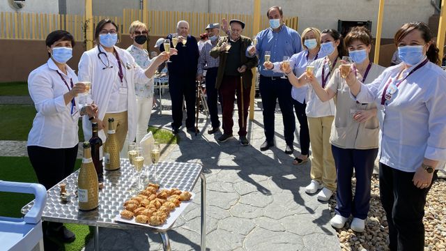 Inauguración del jardín en la Residencia de Mayores de Guijuelo