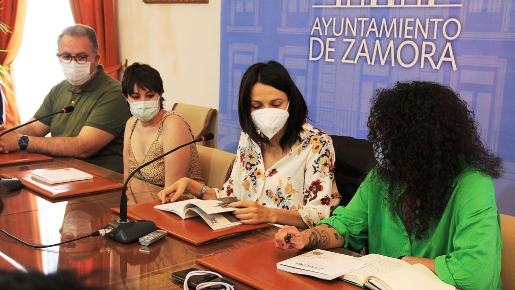 Todo lo que necesitas saber para entender la capital del románico (y mucho más)