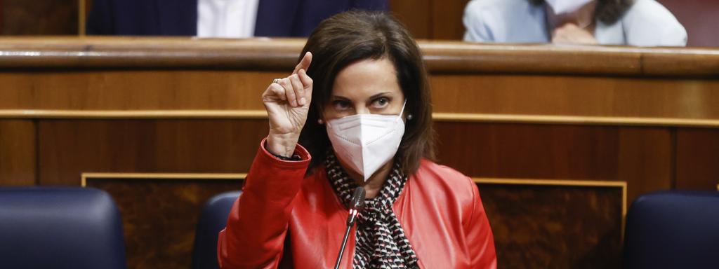 Margarita Robles en la sesión de control. Efe