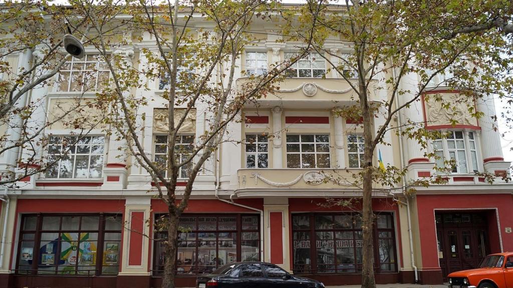 Exterior del Museo de Historia Local de Melitopol, Ucrania. Foto: Wikimedia Commons
