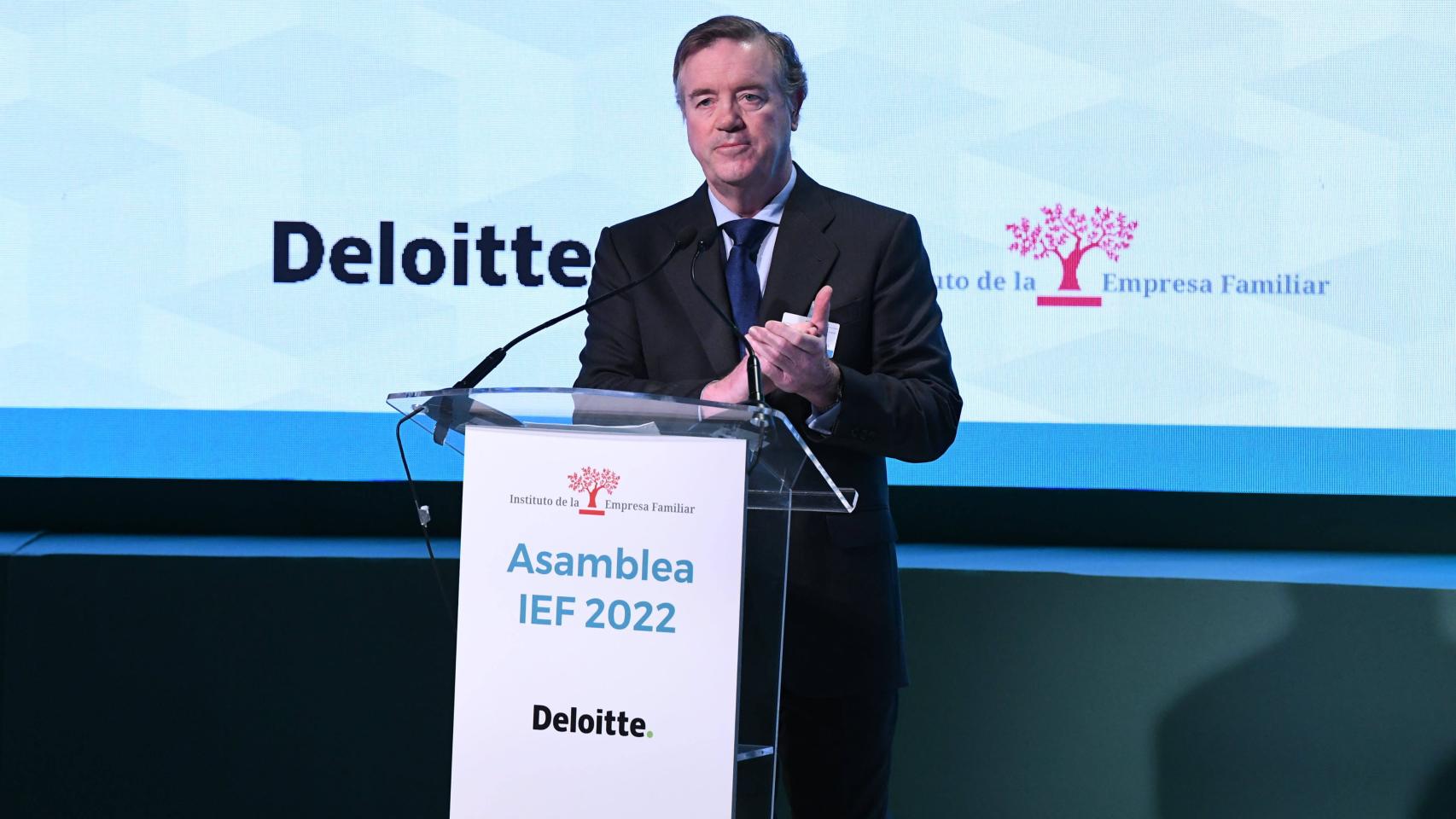 Andrés Sendagorta en el momento de su discurso en el IEF.