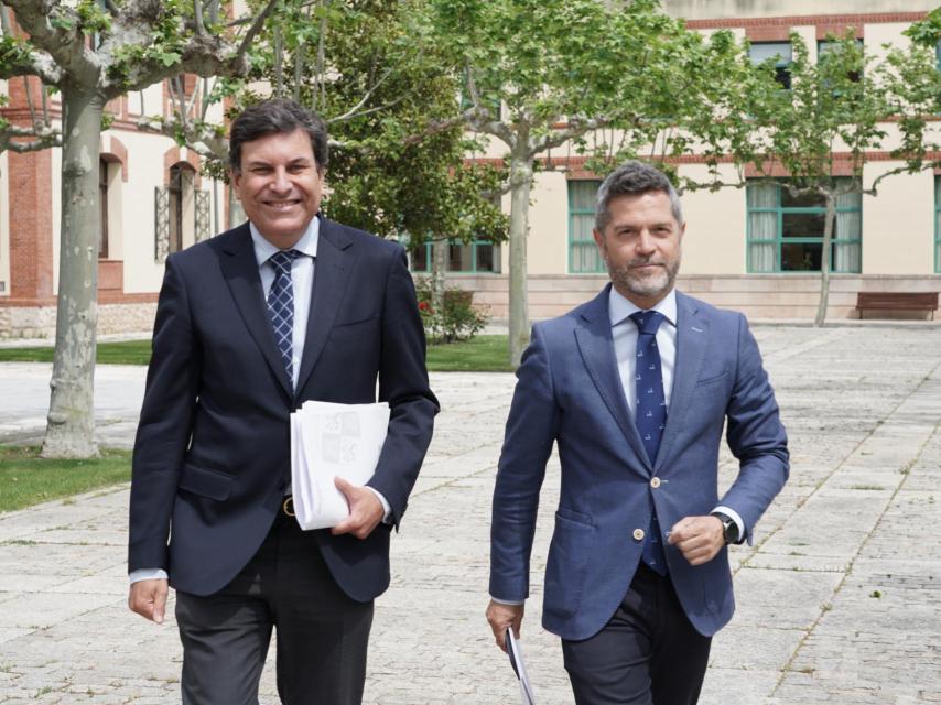 El portavoz del Gobierno, Carlos Fernández Carriedo, tras la reunión del Consejo de Gobierno de la Junta, este jueves.