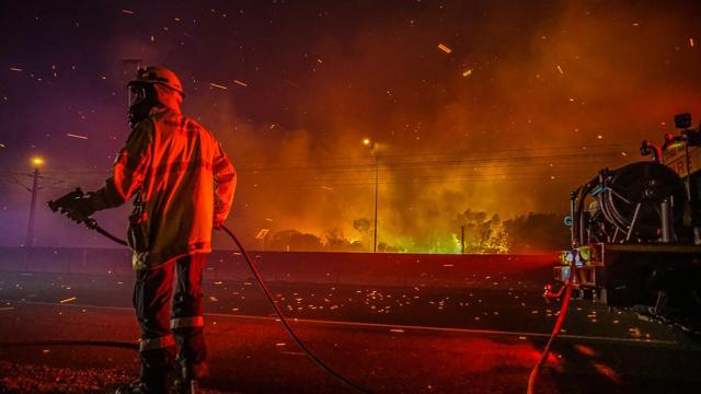 Foto de archivo de un megaincendio en Australia en 2021.
