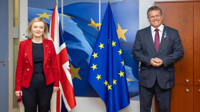 Liz Truss y Maros Sefcovic, durante una reciente reunión en Bruselas