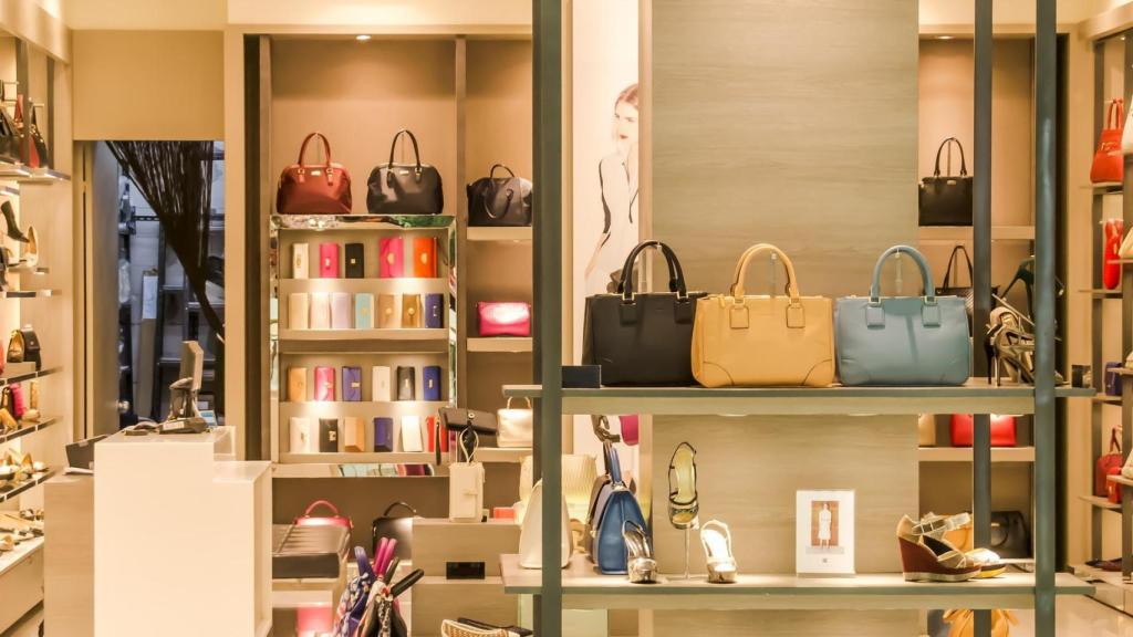La tecnología de StockAgile permite a todos los trabajadores de estas empresas utilizarla en su día a día para atender sus múltiples tiendas, franquicias, puntos de venta puntuales y ventas 'online' en 'ecommerce' o 'marketplaces'.