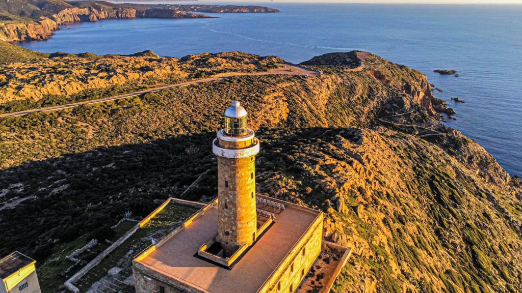 Faro de Capo Sandalo en Carloforte.