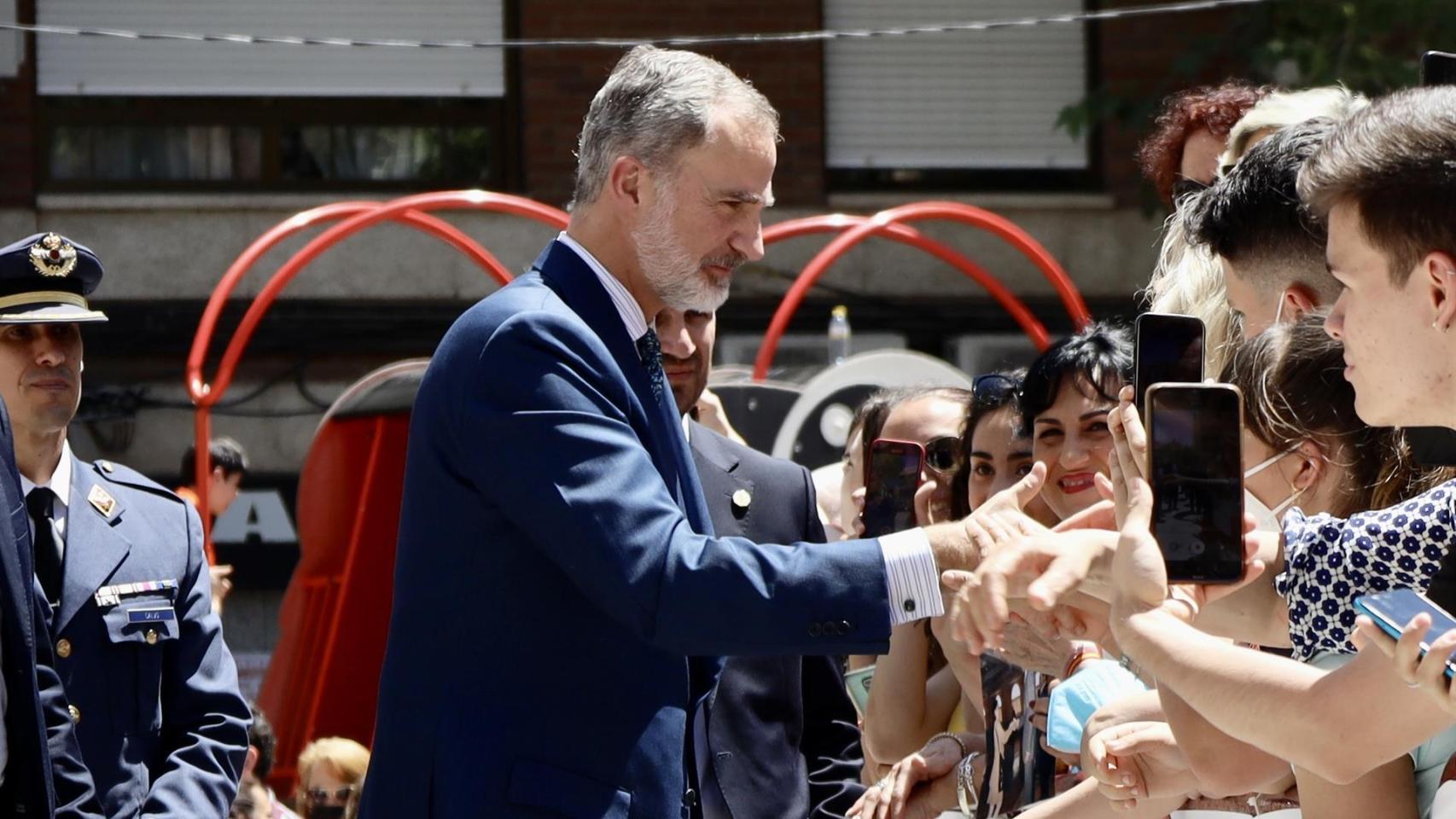El rey Felipe VI en su visita este pasado viernes a la localidad ciudadrealeña de Puertollano