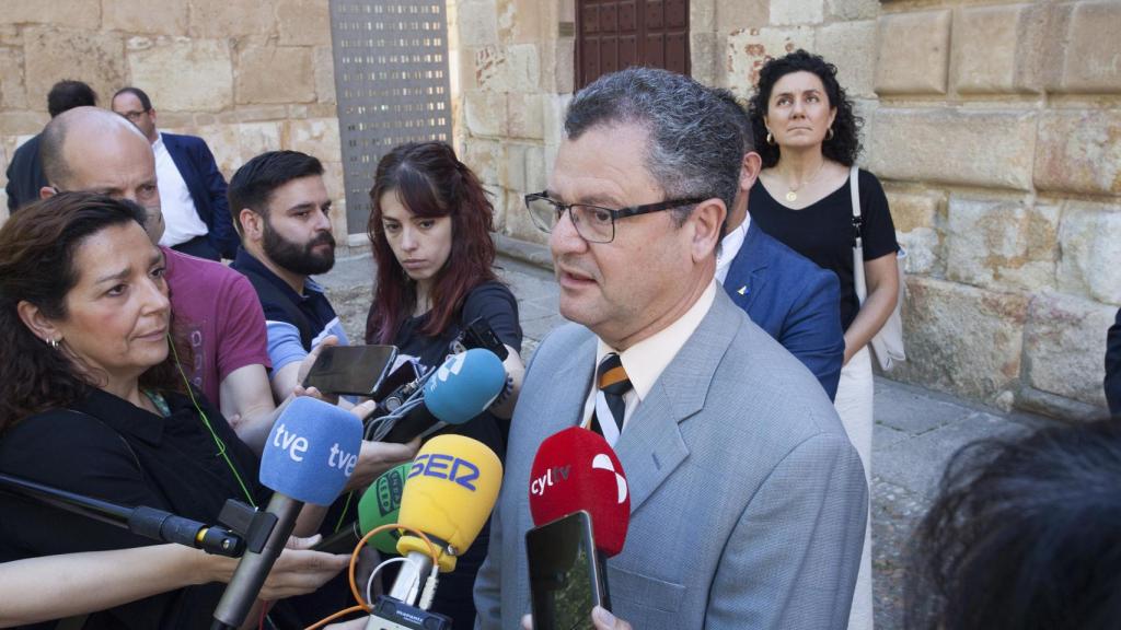 El consejero de Agricultura, Ganadería y Desarrollo Rural, Gerardo Dueñas, asiste a los actos en honor a San Isidro