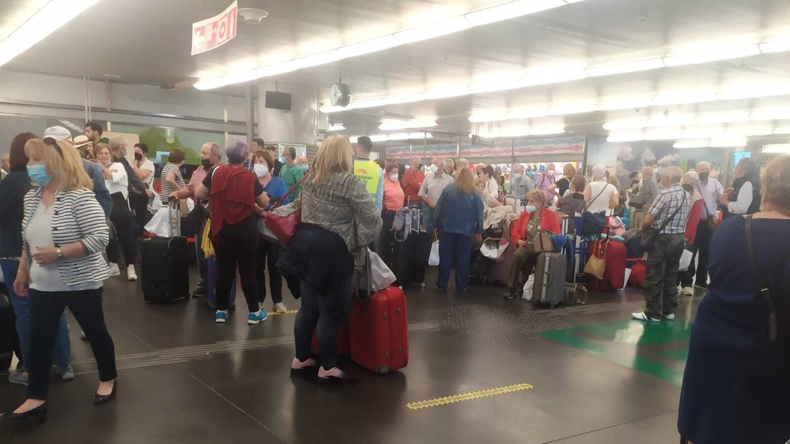 Jubilados salmantinos, en la estación de Atocha