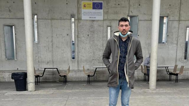 El activista y exmilitar argelino Benhalima, en el CIE de Alicante.