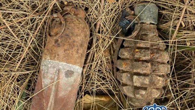 También hallaron dos artilugios en Torremolinos.