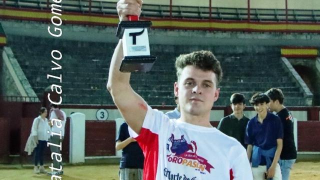 El joven iscariense Óscar Calvo se lleva el concurso de cortes de Valladolid