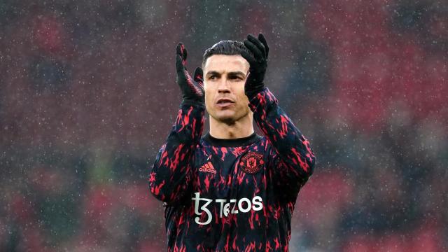 Cristiano Ronaldo en un calentamiento con el Manchester United