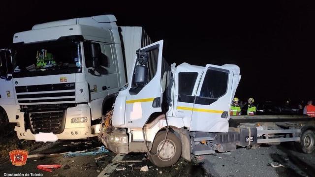 Colisión entre dos vehículos en Santa Cruz de Retamar. / Foto: Consorcio Provincial de Extinción de Incendios de Toledo.