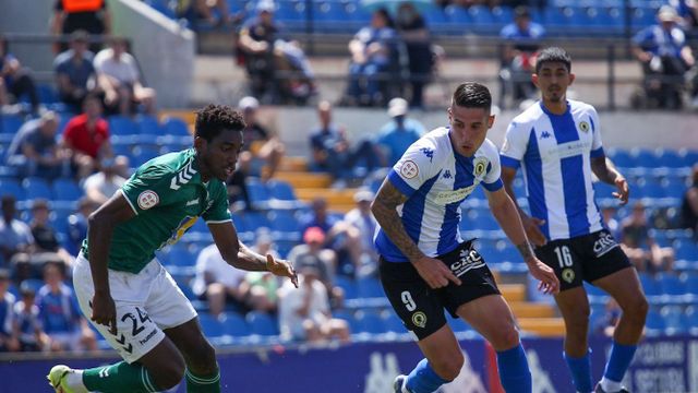 Raúl González durante el partido ante el Marchamalo.