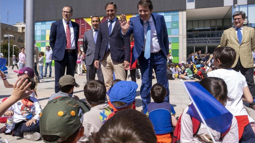 Mañueco en la celebración del Día de Europa en Salamanca