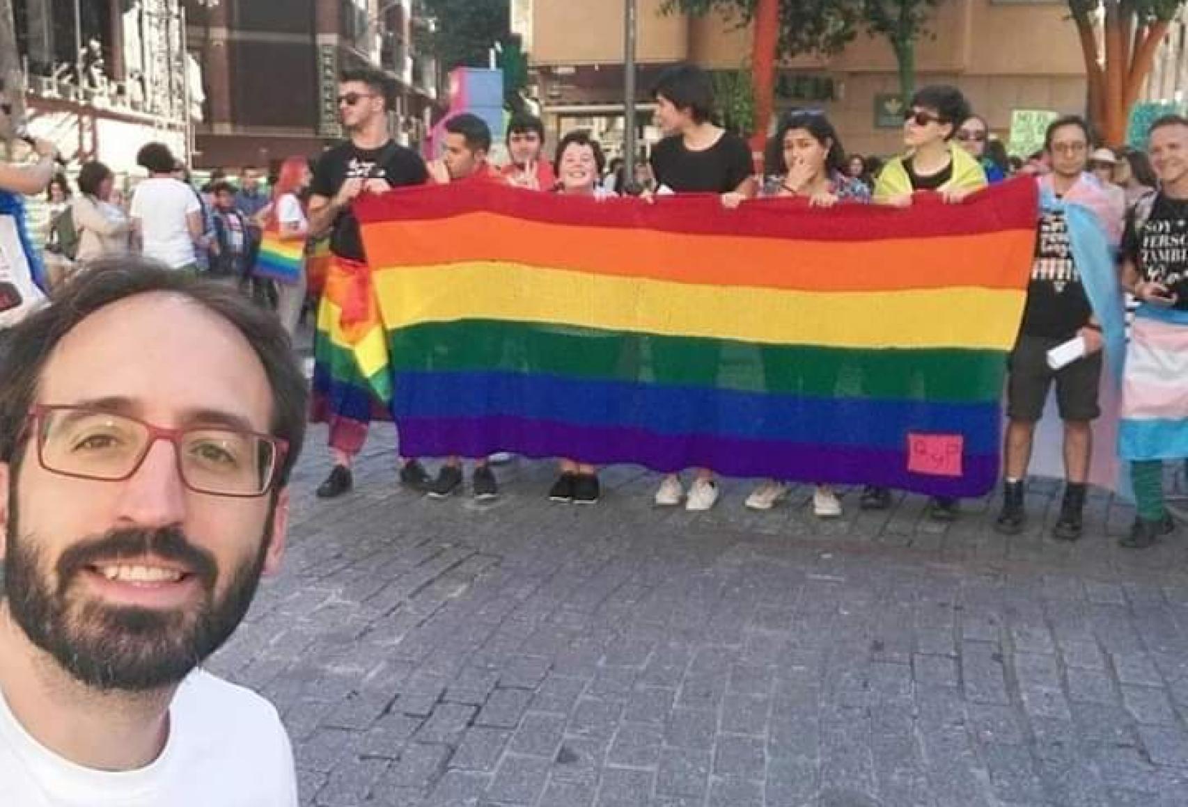 Eladio Ruano en celebraciones del orgullo en Salamanca
