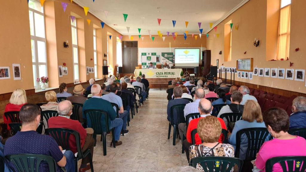 Junta preparatoria de Caja Rural en Villalpando