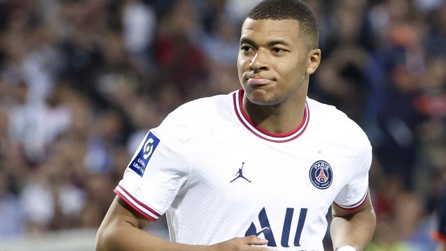 Kylian Mbappé, en un partido del PSG de la temporada 2021/2022
