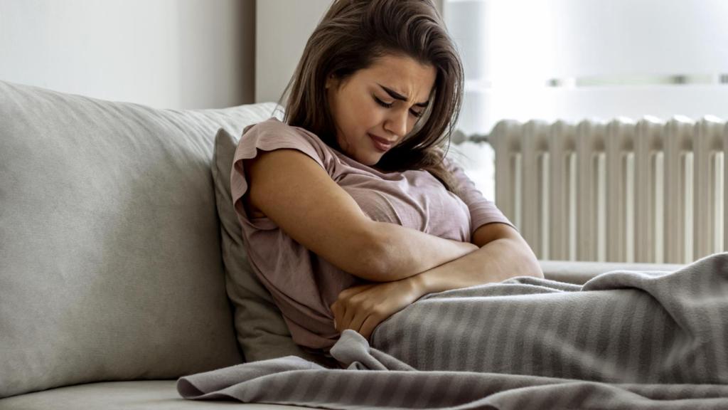 Los dolores menstruales suelen acompañar al 80% de las mujeres.