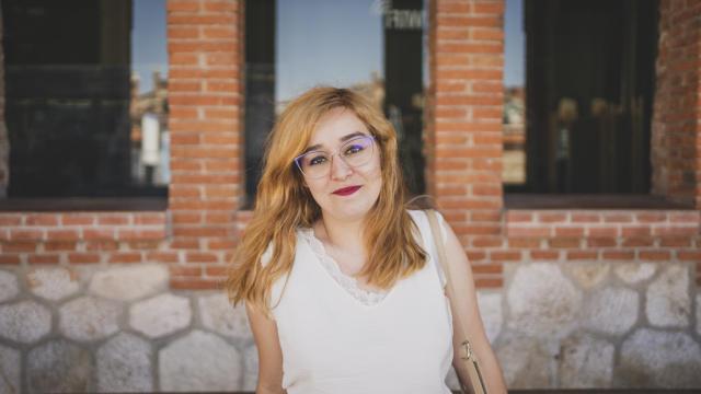 Alejandra de la Fuente durante la entrevista a EL ESPAÑOL en Matadero.