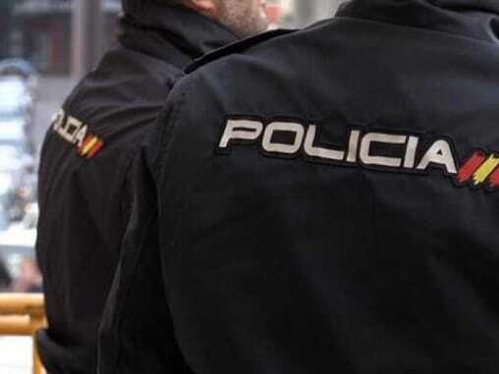 Dos agentes de Policía Nacional en una imagen de archivo.