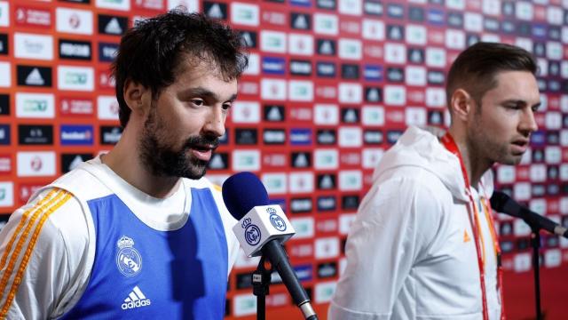 Llull y Causeur, en zona mixta en la previa de la Final Four de la Euroliga