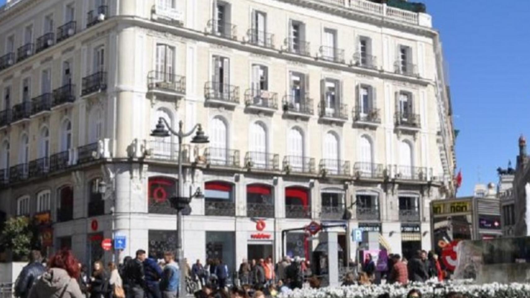 Local en la Puerta del Sol de Madrid propiedad de la socimi.