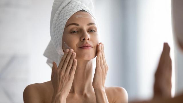 Nueva crema en la línea Midnight Recovery de Kiehl's