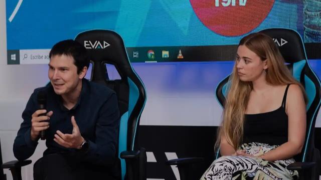 Ibai Martínez y Andrea Martínez, durante la jornada de presentación de TeamLabs en Málaga.