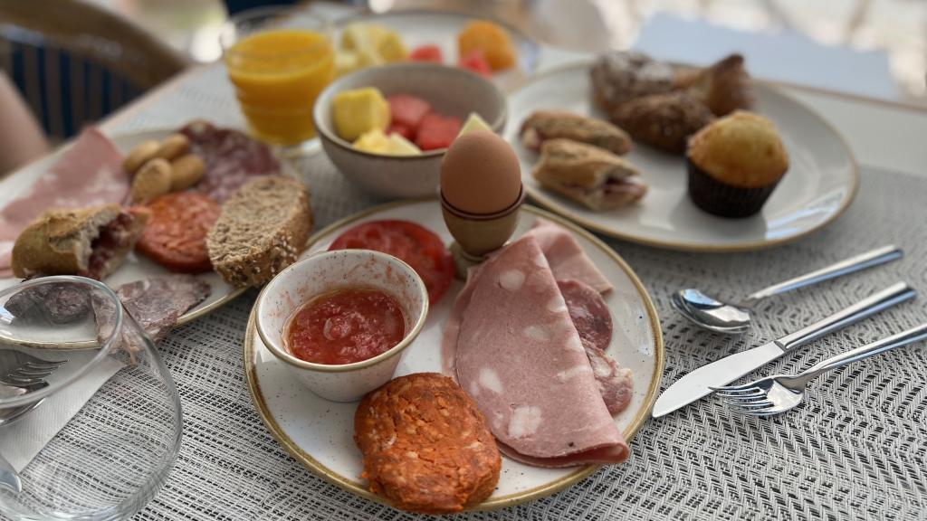 El excelente desayuno de Honucai