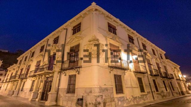 Fachada del palacio del marqués de Rafal, comprado ahora por la Generalitat.