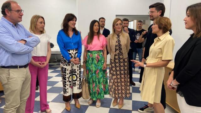 Blanca Fernández, consejera de Igualdad, en Almansa. Foto: JCCM.