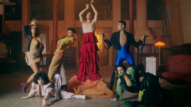 Una imagen del videoclip de 'Incógnito' protagonizado por Ángelo Nestoré.