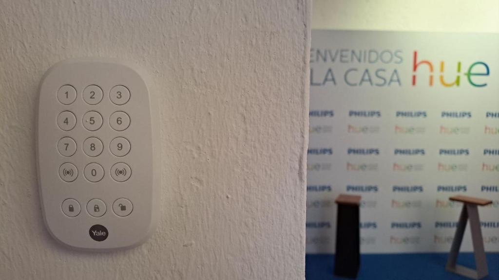 Alarma de Yale compatible con Philips Hue