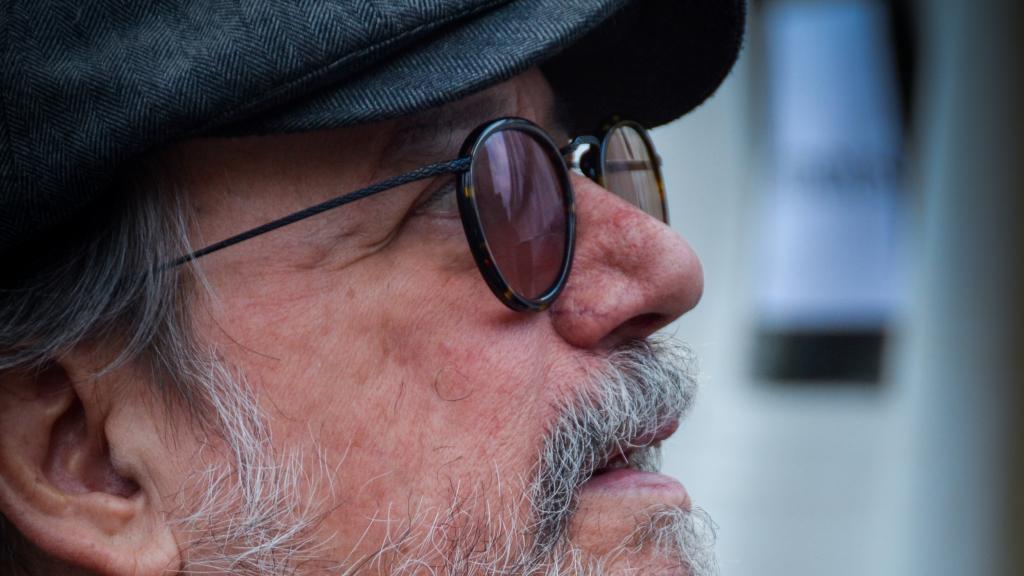 Silvio Rodríguez es uno de los cantautores en español más influyentes del siglo XX.