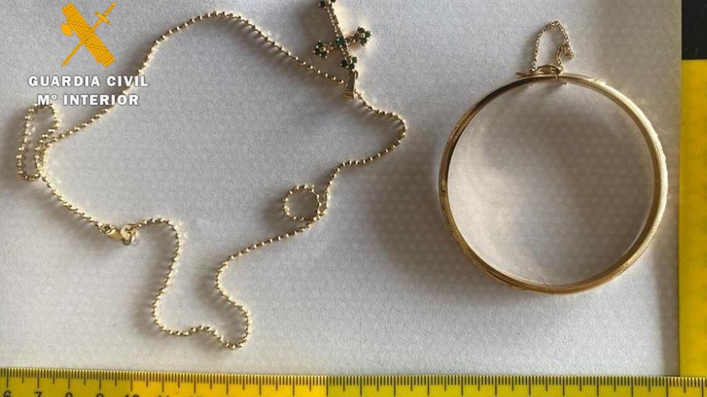 Joyas robadas. Foto: Guardia Civil.