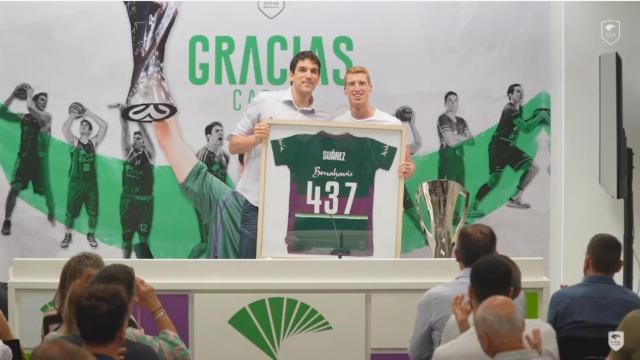 Carlos Suárez en la rueda de prensa de despedida de Unicaja