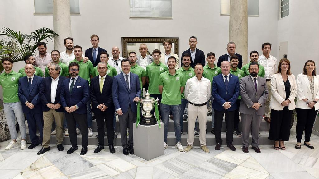 Recepción del BeSoccer UMA Antequera en la Delegación del Gobierno andaluz en Málaga.