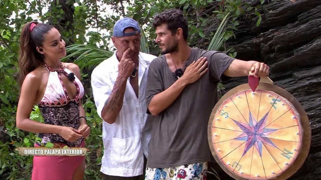 Lara Álvarez, Kiko Matamoros y Alejandro Nieto en 'Supervivientes'.