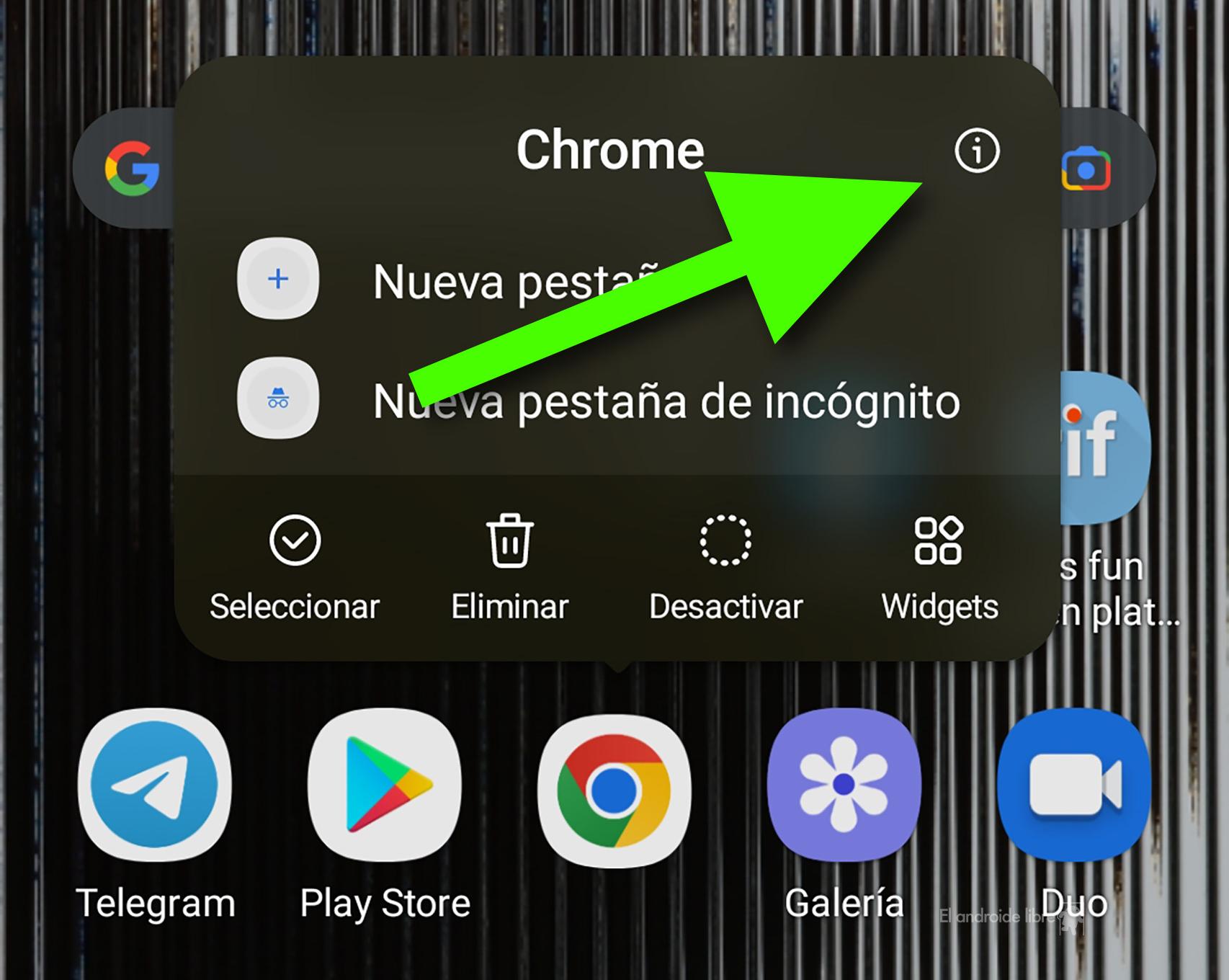 El acceso para borrar la caché es tan fácil como seguir la flecha desde el escritorio