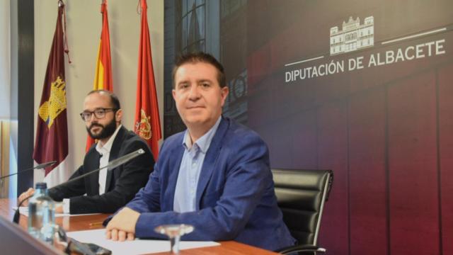 El presidente de la Diputación de Albacete y el vicepresidente, Santi Cabañero y Fran Valera. Foto: Diputación de Albacete.