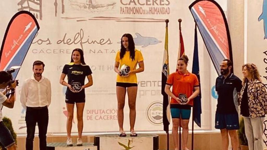 Buenos resultados de natación en Cáceres