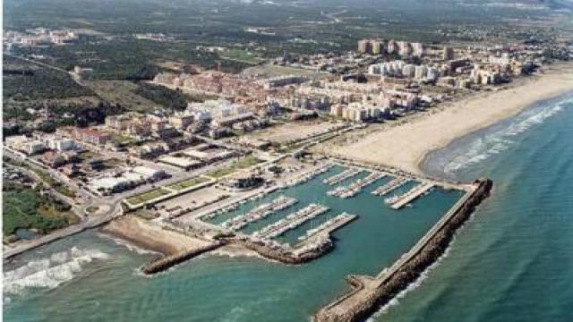 El Puerto deportivo de Siles, donde ocurrió la desgracia este sábado.