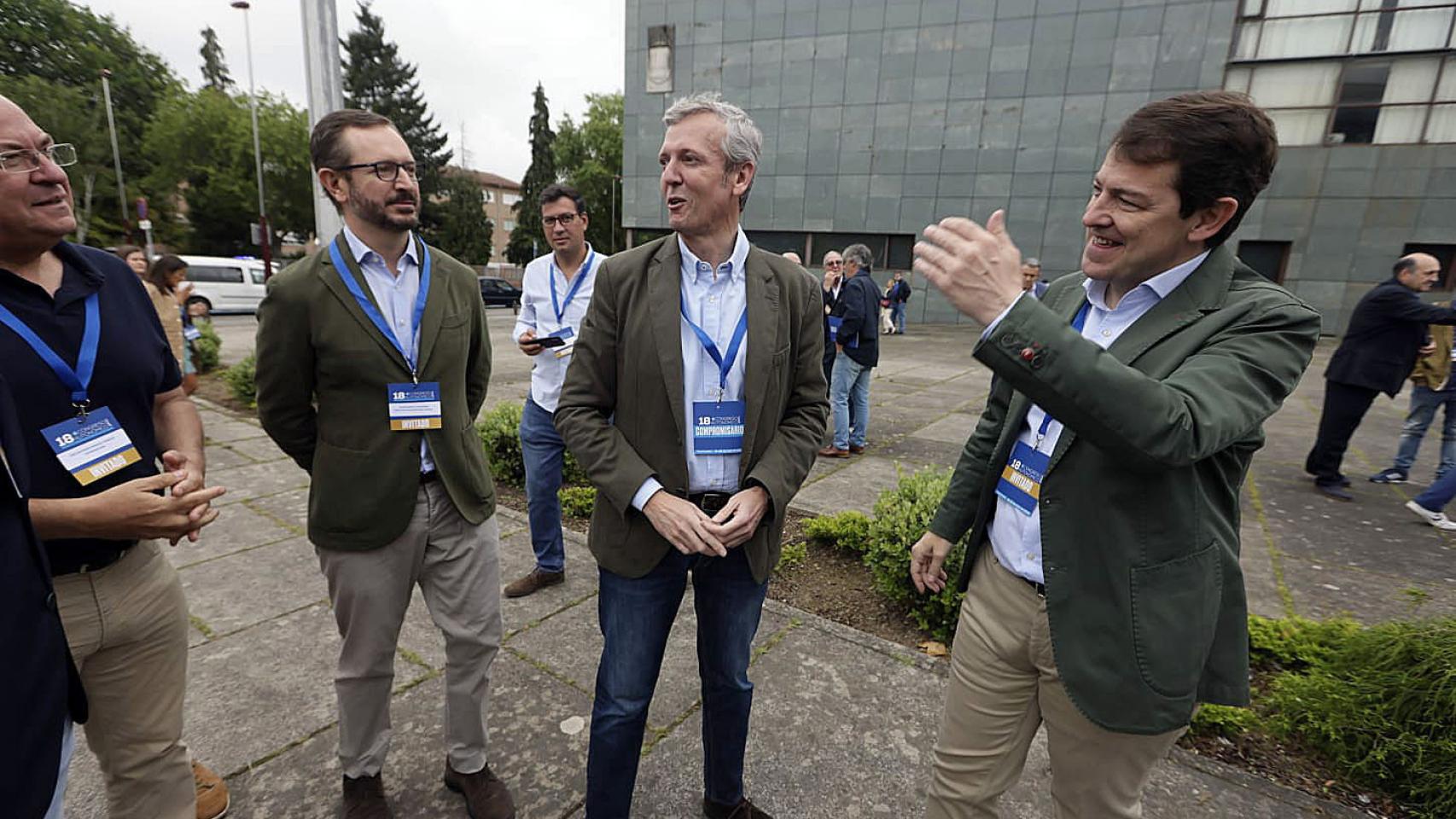 El presidente del PP de Castilla y León, Alfonso Fernández Mañueco, interviene en el 18 Congreso del PP de Galicia donde ha sido elegido Alfonso Rueda como presidente del PP gallego