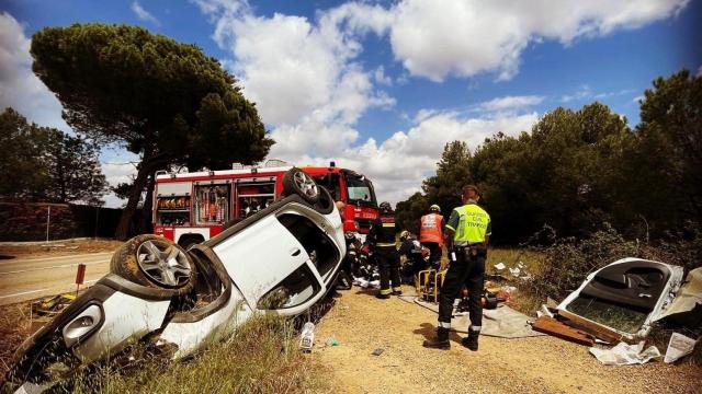 Accidente en La Bañeza./ Foto Bomberos de León