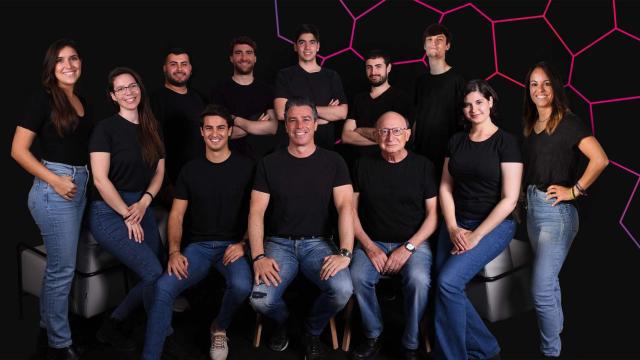 El equipo de OWO.