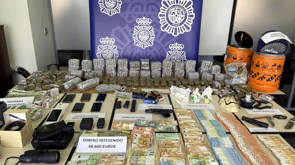 La Policía Nacional ha incautado más de 40 kilos de hachís en esta operación desarrollada en Alicante, Murcia y Castellón.