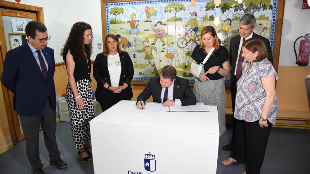 Castilla-La Mancha convocará más de 4.000 plazas de empleo público para reducir la interinidad
