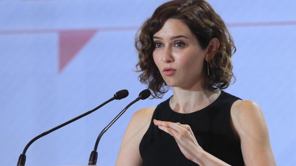 La presidenta de la Comunidad de Madrid, Isabel Díaz Ayuso, este lunes en el desayuno informativo de 'El Debate'.